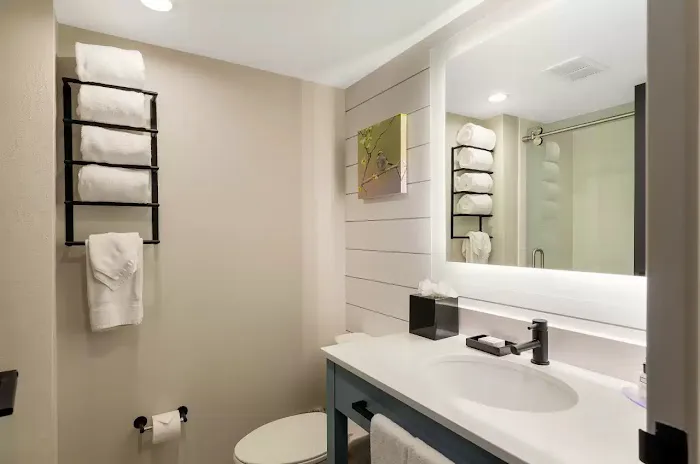 Graystone Lodge, Ascend Hotel Collection 4