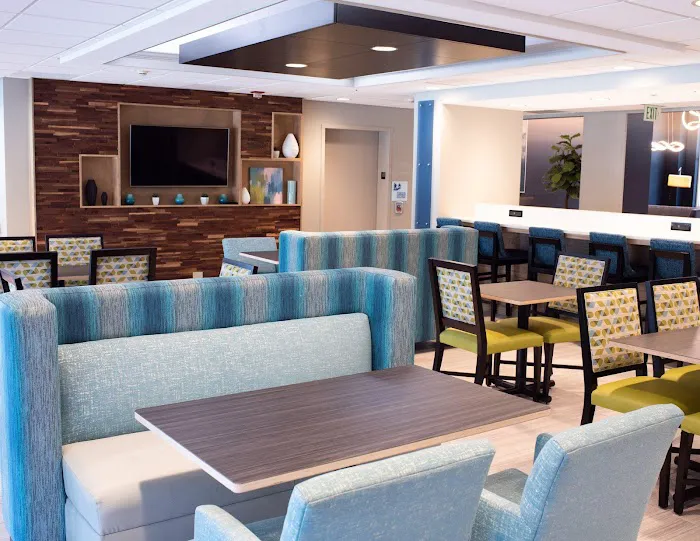 Holiday Inn Express & Suites Conover (Hickory Area) by IHG 4