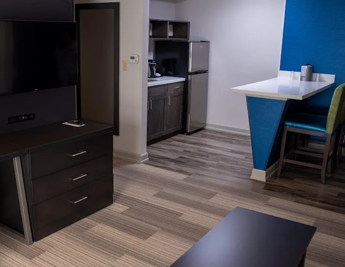 Holiday Inn Express & Suites Conover (Hickory Area) by IHG 4