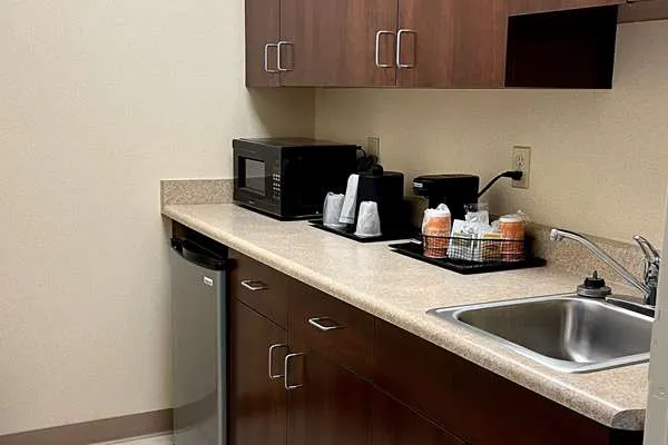 Quality Inn & Suites Prestonsburg next to Mountain Arts Center 4