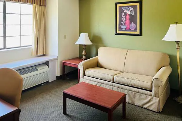 Quality Inn & Suites Prestonsburg next to Mountain Arts Center 4