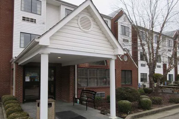 Quality Inn & Suites Prestonsburg next to Mountain Arts Center 4