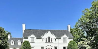 The Holly & Ivy Inn
