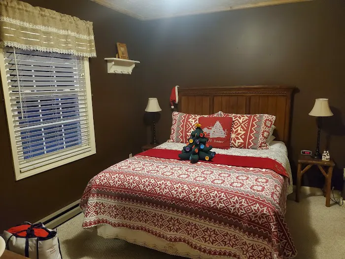 Little Main Street Inn 4