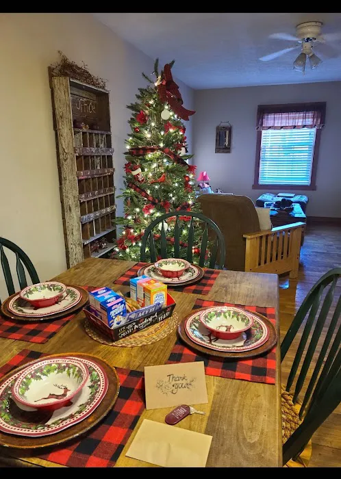 Little Main Street Inn 4
