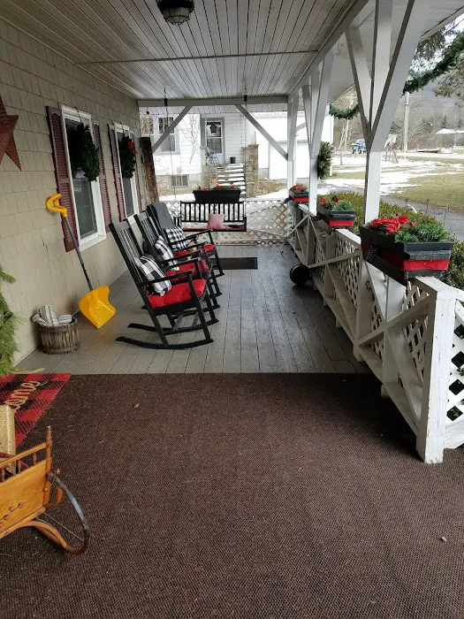 Little Main Street Inn 4
