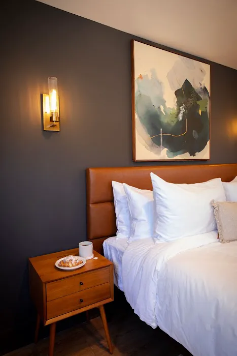 The 1850 Hotel 4