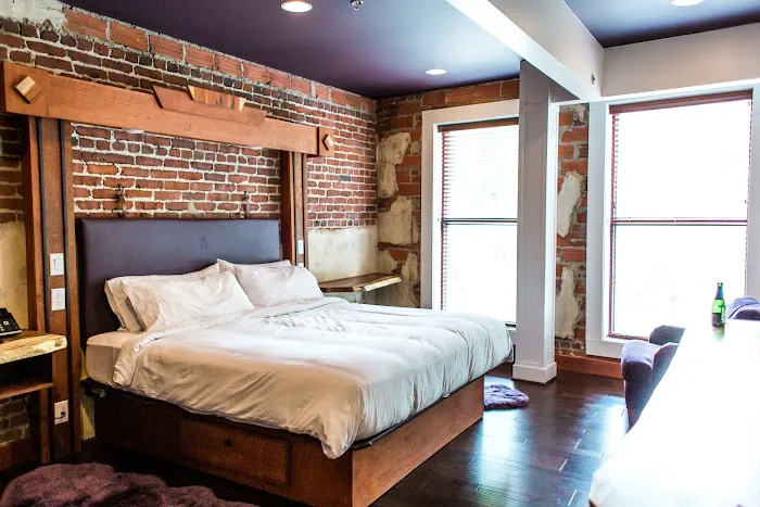 The Horton Hotel 4