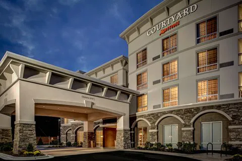 Courtyard Boone 4