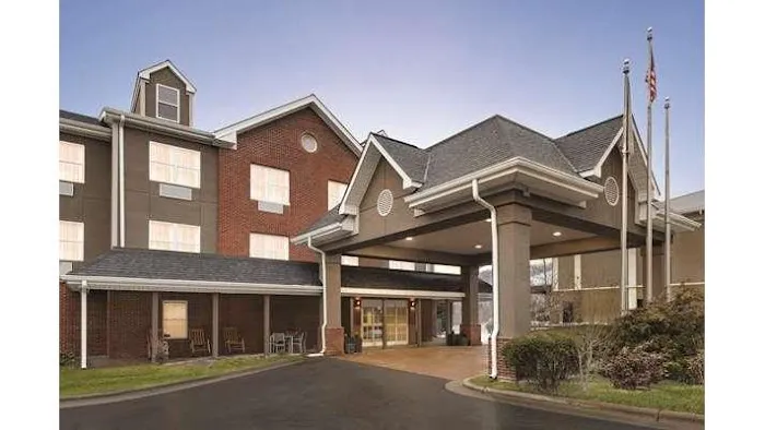 Country Inn & Suites by Radisson, Boone, NC 4