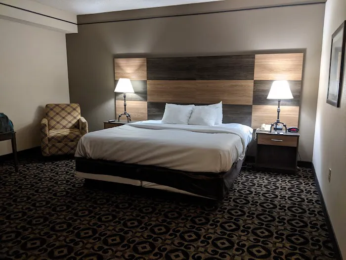 Quality Inn & Suites Boone - University Area 4