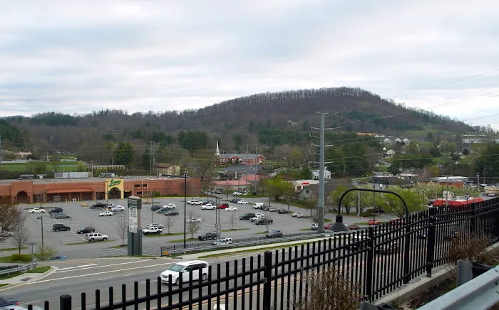 Quality Inn & Suites Boone - University Area 4