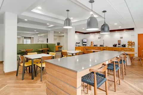 Fairfield Inn & Suites Boone 4