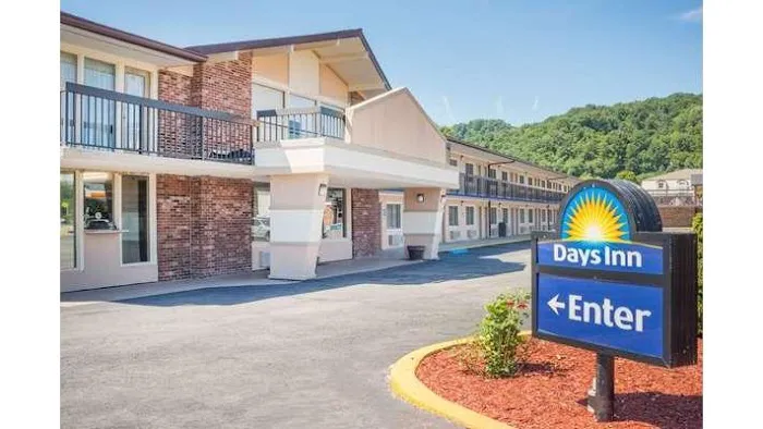 Days Inn by Wyndham Paintsville 4