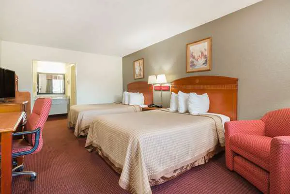 Days Inn by Wyndham Paintsville 4