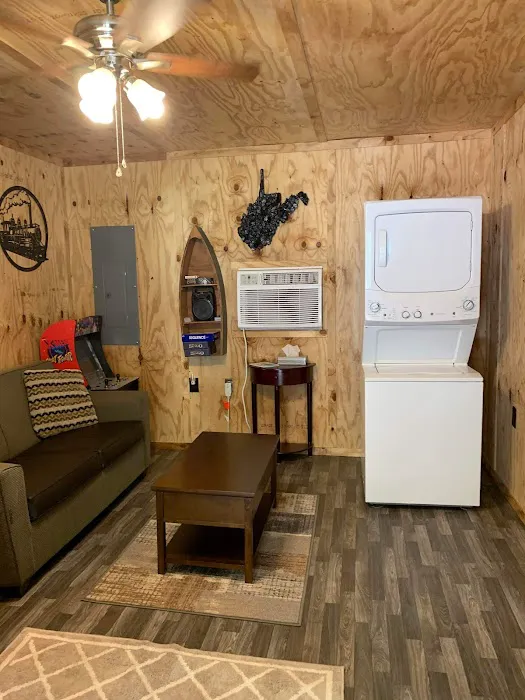 Maria’s Cabin 4