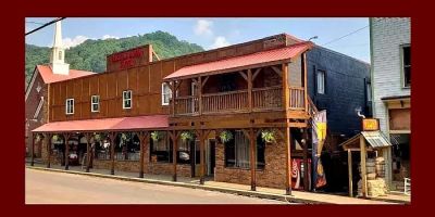 Hatfield McCoy Resort Inn, Wingo's Grill & The Real McCoy Trails