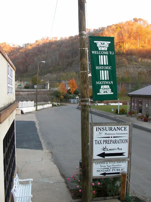 Blue Goose Saloon & Inn 4
