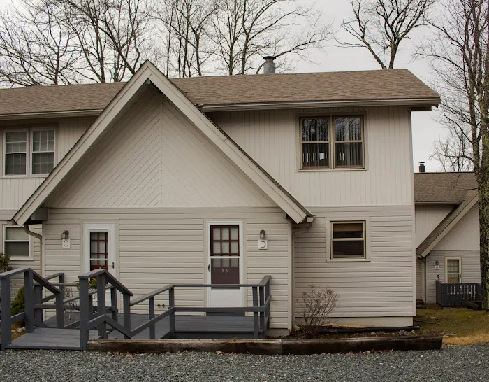 Bear's Loft Townhome 4
