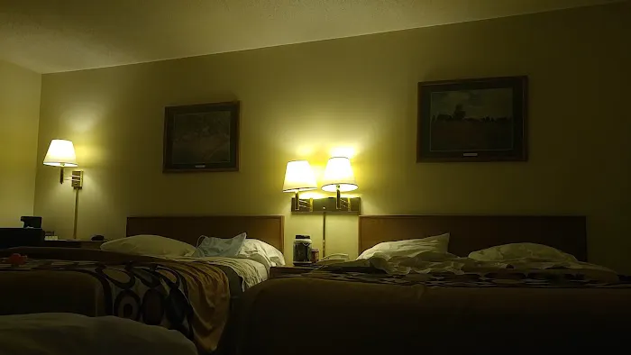 Brookshire Inn 4