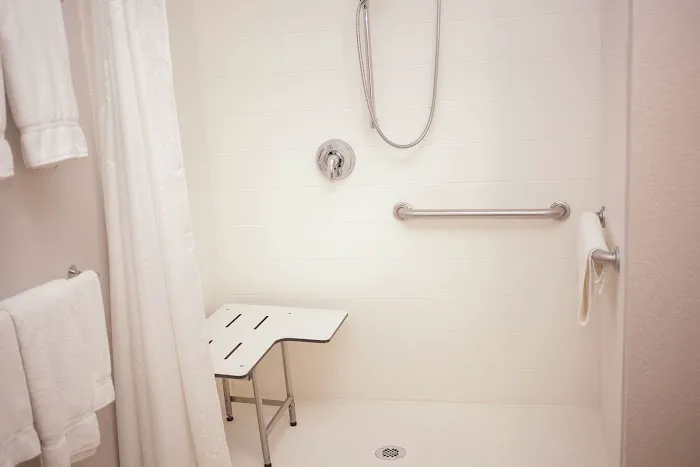 Holiday Inn Express & Suites Logan by IHG 4