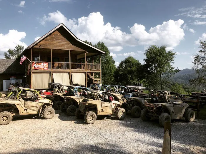 Twin Hollow Campground and Cabins 4