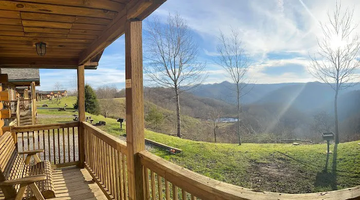 Twin Hollow Campground and Cabins 4