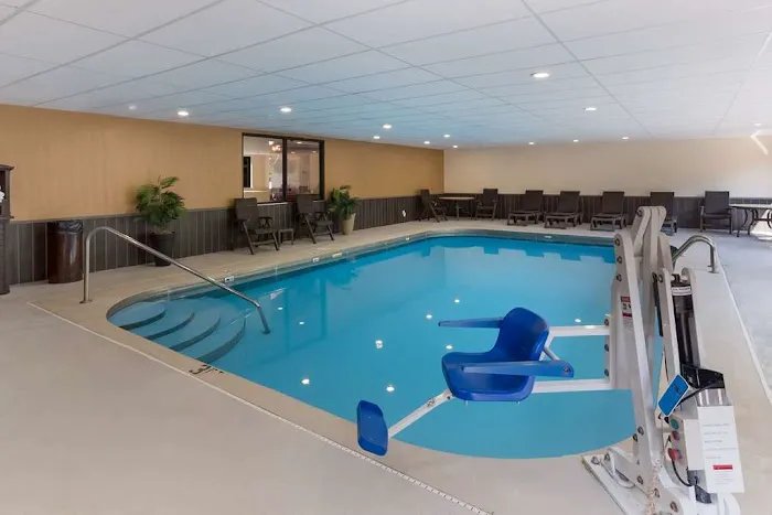 Best Western Logan Inn 4
