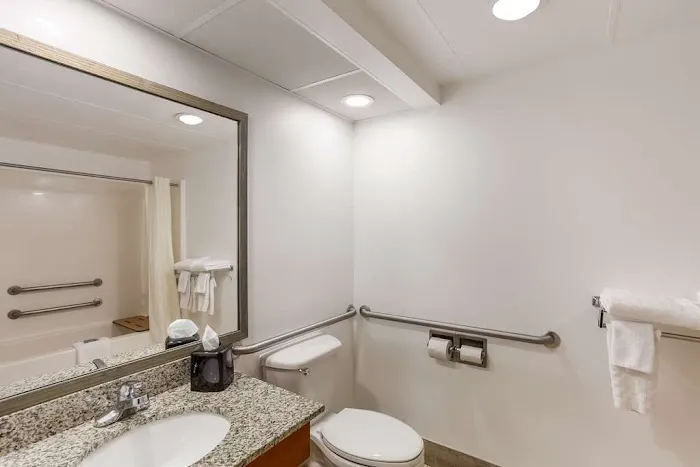 Best Western Logan Inn 4
