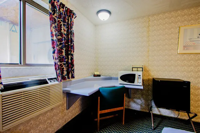 OYO Hotel Chapmanville Inn, WV - Hwy 119 4