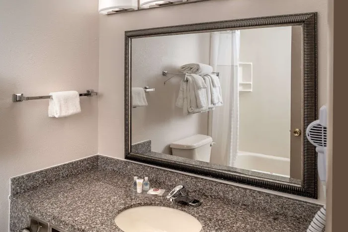Clarion Pointe Beckley 4