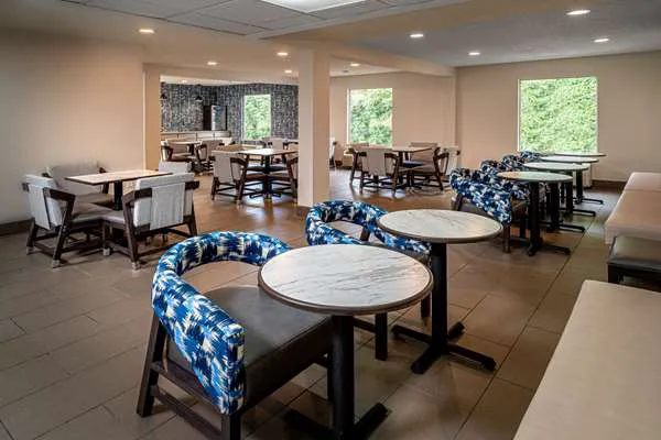 Clarion Pointe Beckley 4