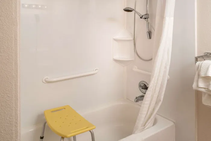 Clarion Pointe Beckley 4