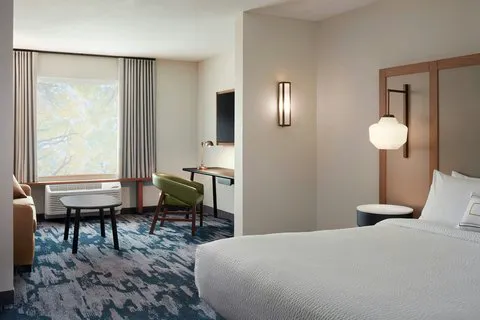 Fairfield Inn & Suites Beckley 4