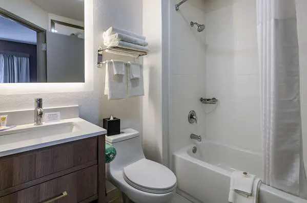 Comfort Inn 4