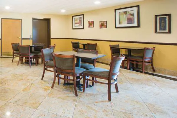Baymont by Wyndham Beckley 4