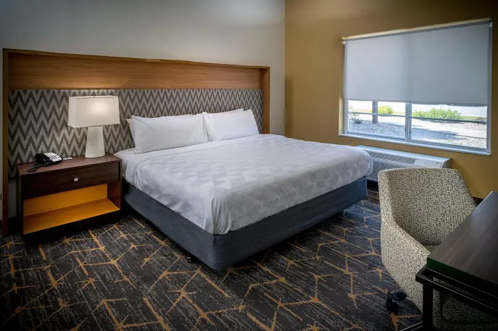 Holiday Inn & Suites Beckley by IHG 4