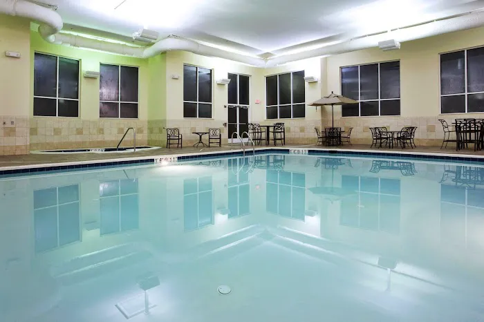 Holiday Inn & Suites Beckley by IHG 4