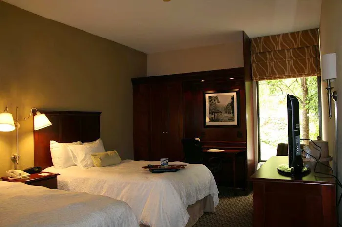 Hampton Inn Beckley 4