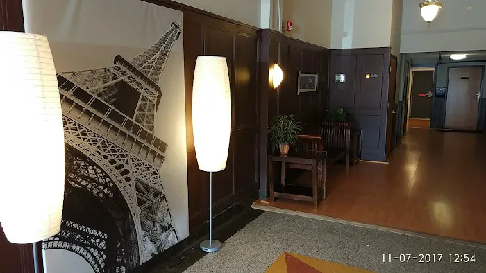 Presidential Hall 4