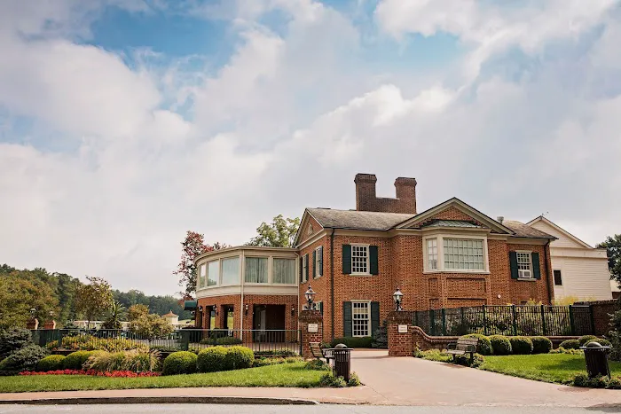The Resort At Glade Springs 4