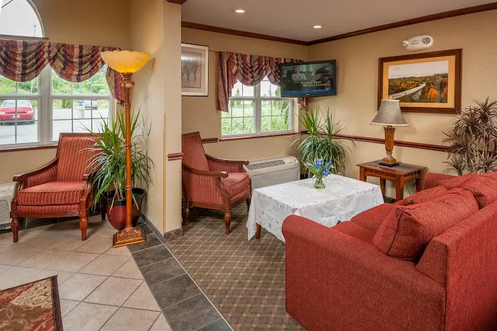 Microtel Inn & Suites by Wyndham Beckley East 4