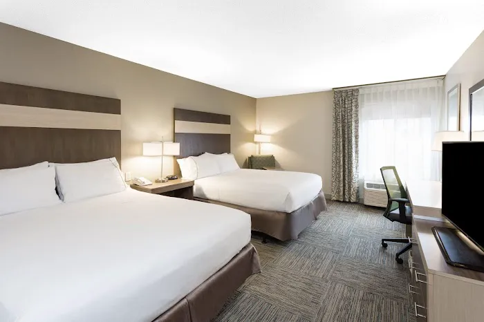 Holiday Inn Express Princeton/I-77 by IHG 4