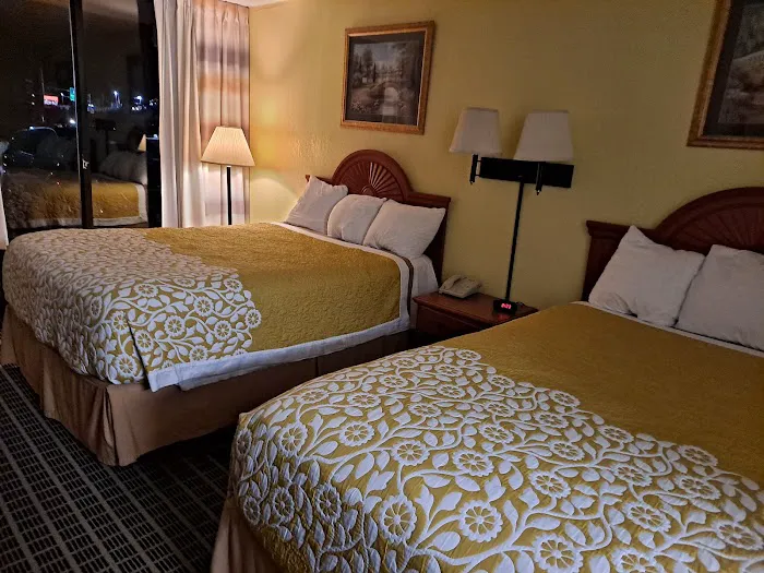 Days Inn by Wyndham Princeton 4