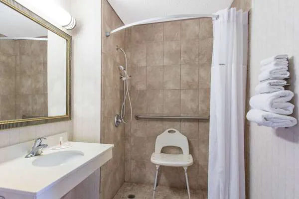Days Inn by Wyndham Princeton 4