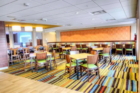 Fairfield Inn & Suites Princeton 4