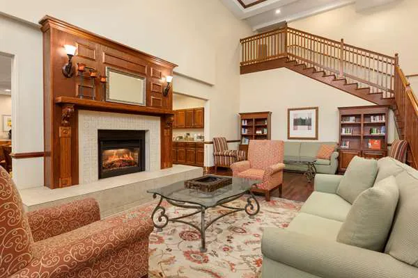 Country Inn & Suites by Radisson, Princeton, WV 4