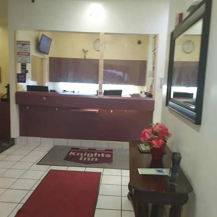 Knights Inn & Suites Dublin 4