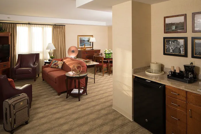 The Inn at Virginia Tech and Skelton Conference Center 5