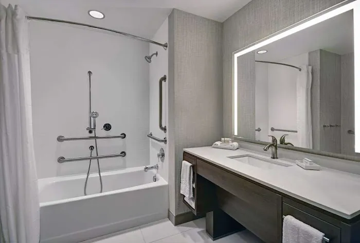 Home2 Suites by Hilton Blacksburg 5